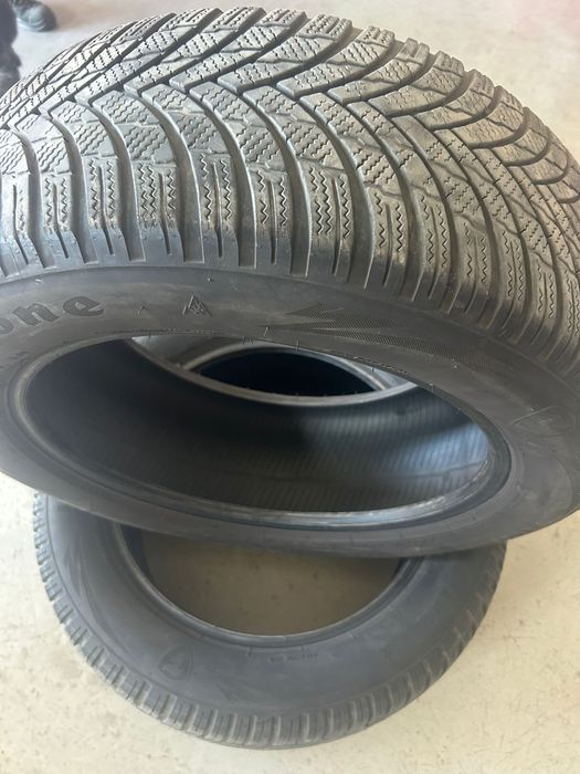 Anvelope iarna 235 55 R18, aproape noi, DOT 3820