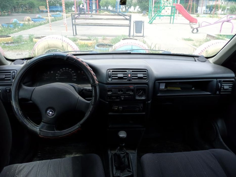 Продам Опель вектра