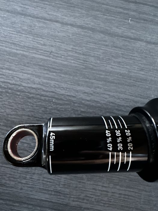 Amortizor spate RockShox Deluxe Select+ 190x45 – stare foarte bună