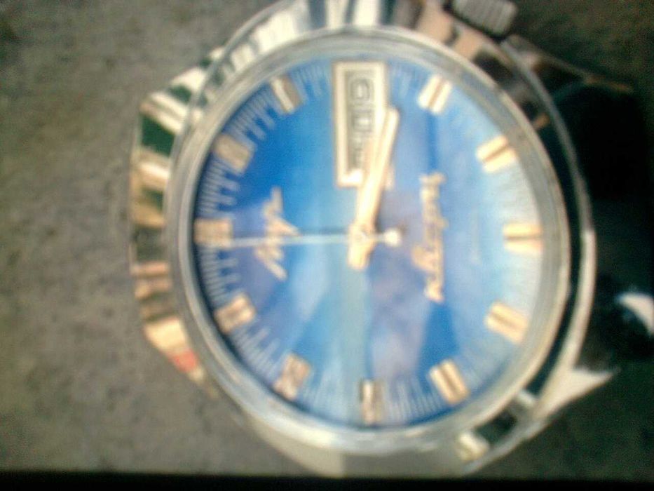 часы луч слава советские