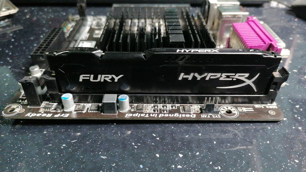 Placi de baza mini ITX