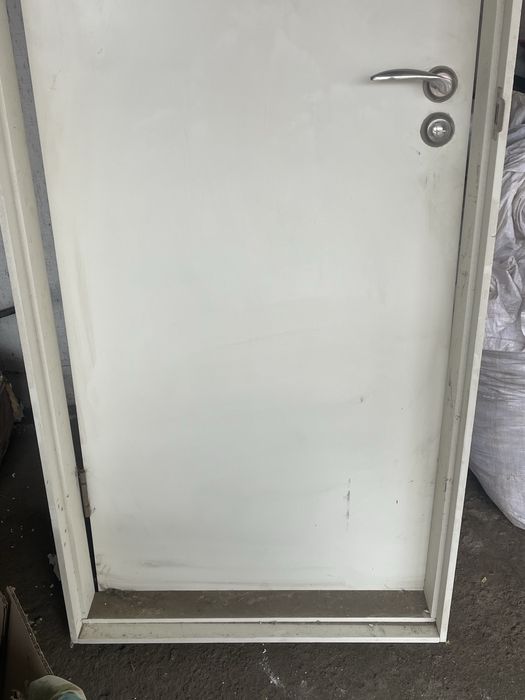 Двер для комнатый