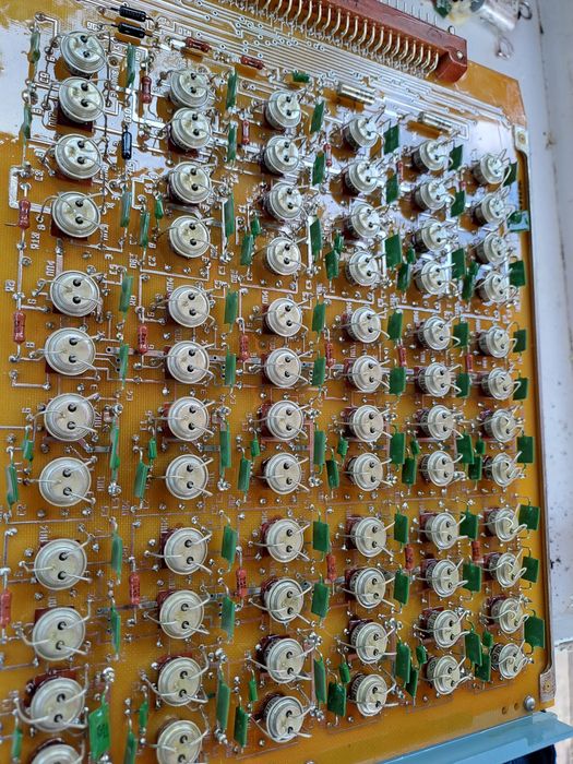 Радиодетали платы приборы