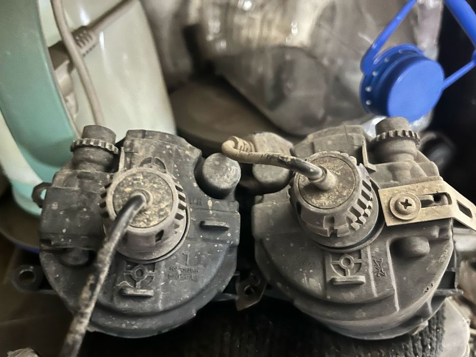 Продам противотуманки камри 40