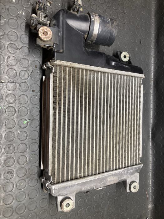 Интеркулер за тойота ланд крузер J120/toyota land cruiser J120 03-08г