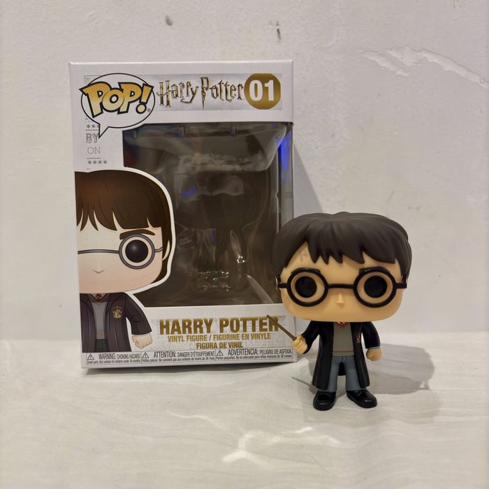 Оригинальная фигурка Funko POP с Гарри Поттером