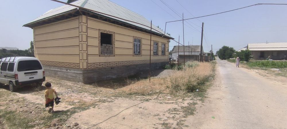 Чиноз тумани эшонобод МФЙ иттифок кучаси 7 А уй сотилади