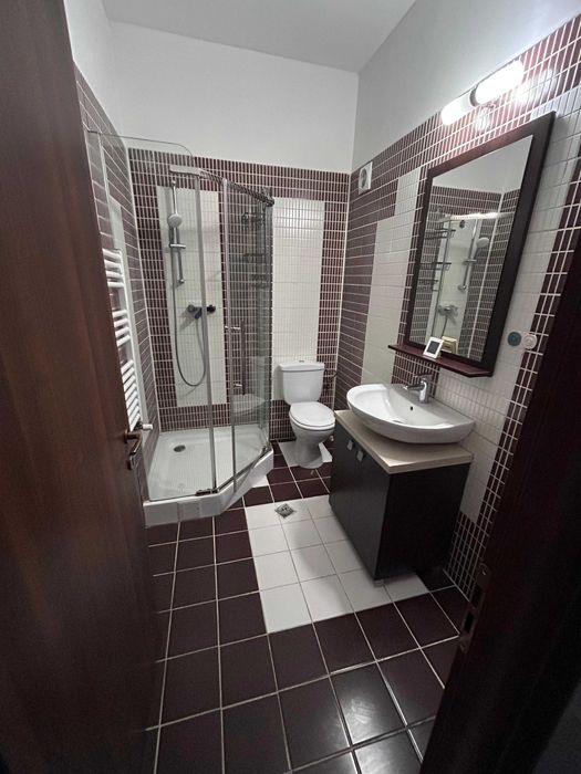 Apartament 3 camere de vanzare