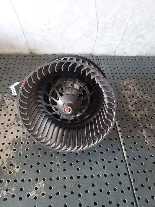 Aeroterma ventilator habitaclu 2.0 tdci ford kuga 2 dm2 av6n18456aa 0000965503