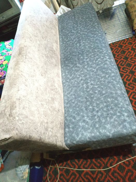 Srochni devvankreslo sotiladi