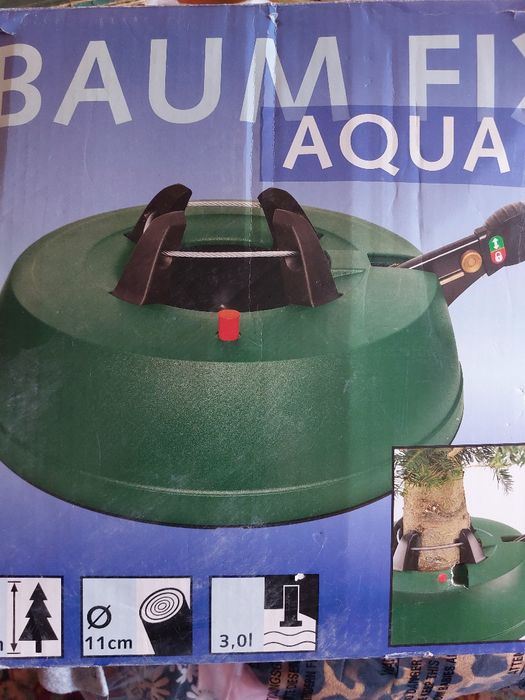 Suport pentru brad cu rezervor apa