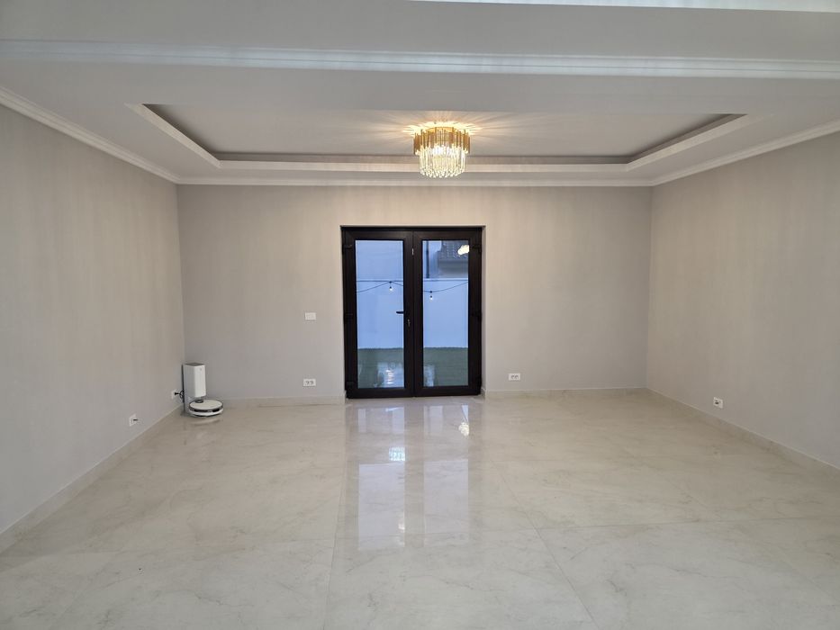 Vand casa pepinierii Valea Adanca