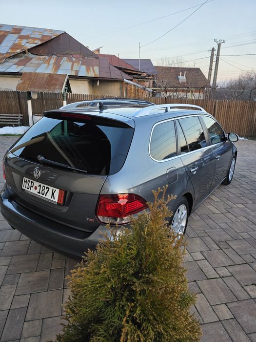 Vw Golf 6*XENON*LED *Navi*Alcantara*Panorama*ParkPilot..