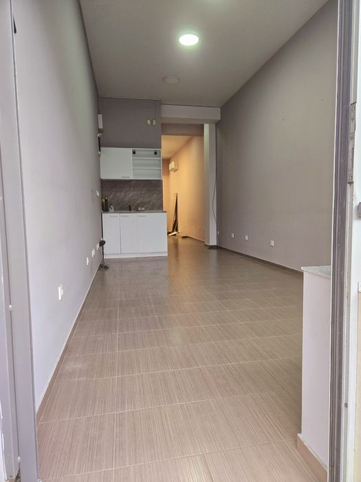 Дава се под наем Магазин в София, Банишора - 50 кв.м за 699.21 € - Снимка #1