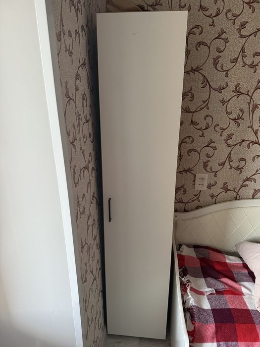 Продам шкаф для одежды.