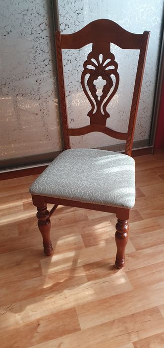 Продам стулья два штуки.