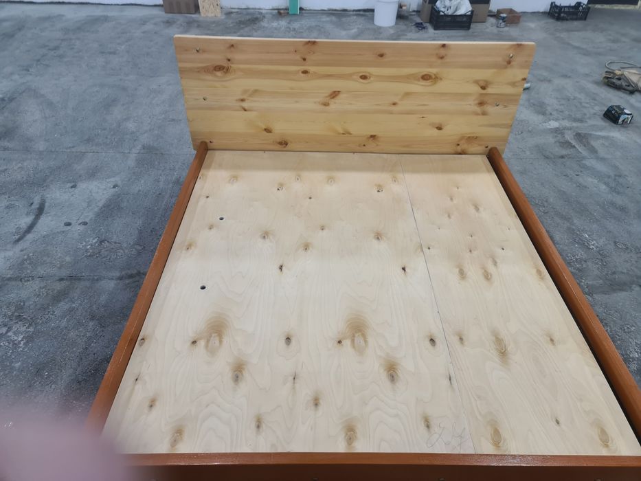 Двуспальная кровать 180х200