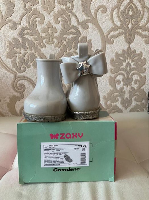 Детские сапоги