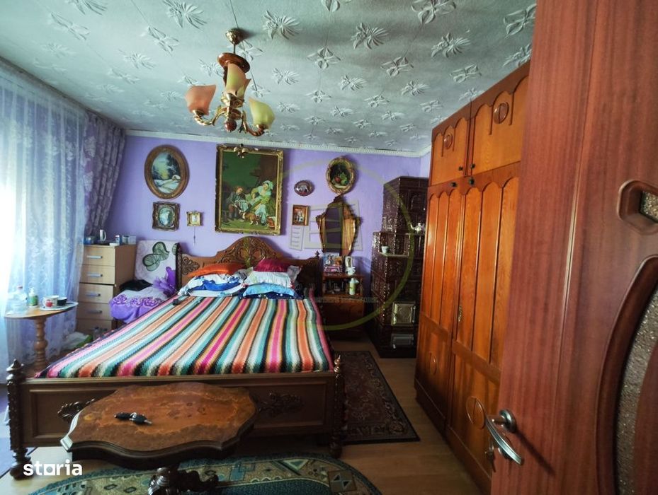 Casa 5 camere, teren 1296 mp, Craiova, zona Brestei