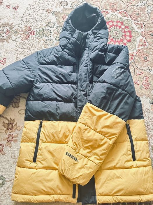 Продам куртку зимнюю