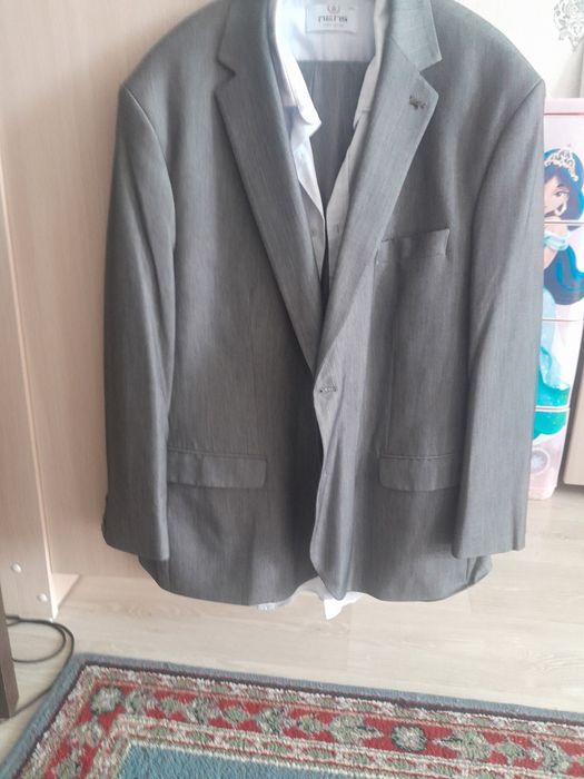 Продам костюм,  брюки