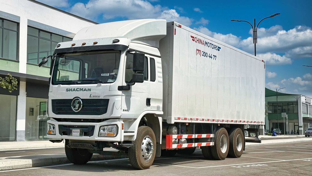 Shacman x3000 4x2. Shacman 4x2 l3000. Shacman l3000. Автофургон shacman. Shacman l3000.