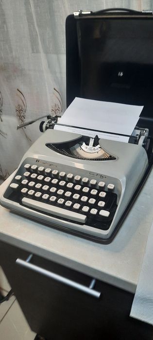 Mașină de scris Remington Elitza 1969 impecabilă