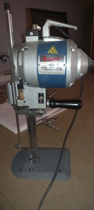 3та тикув мошинкаси бор сотувда