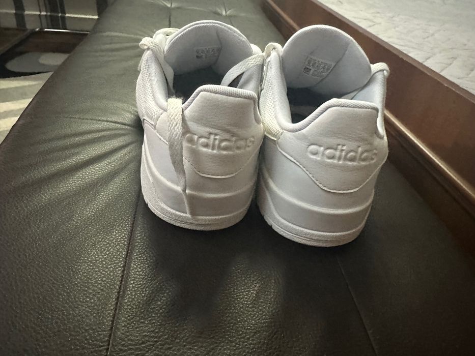 Обувки   adidas