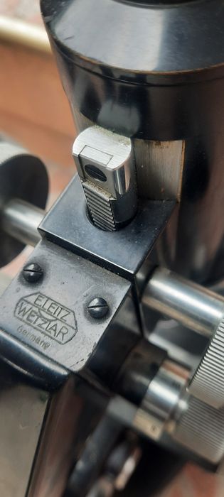 Микроскоп Leica / Leitz Wetzlar оригинално състояние