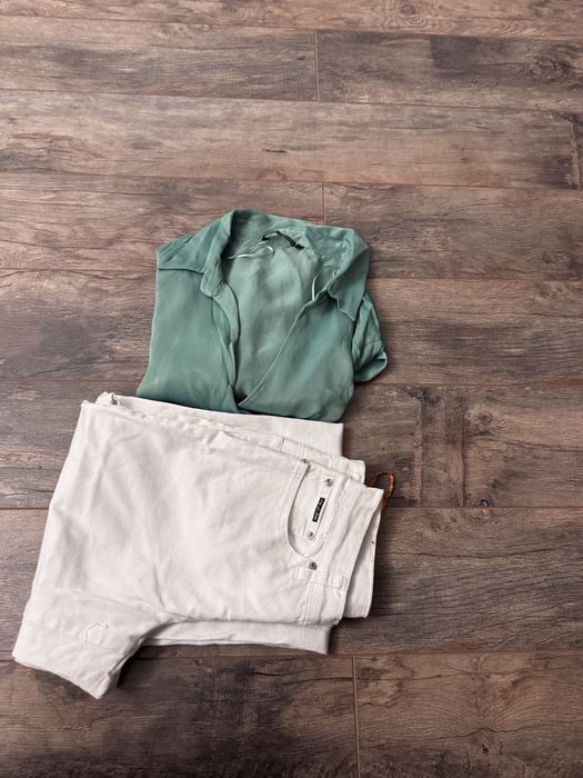 Pantaloni drepți + cămașă cropped