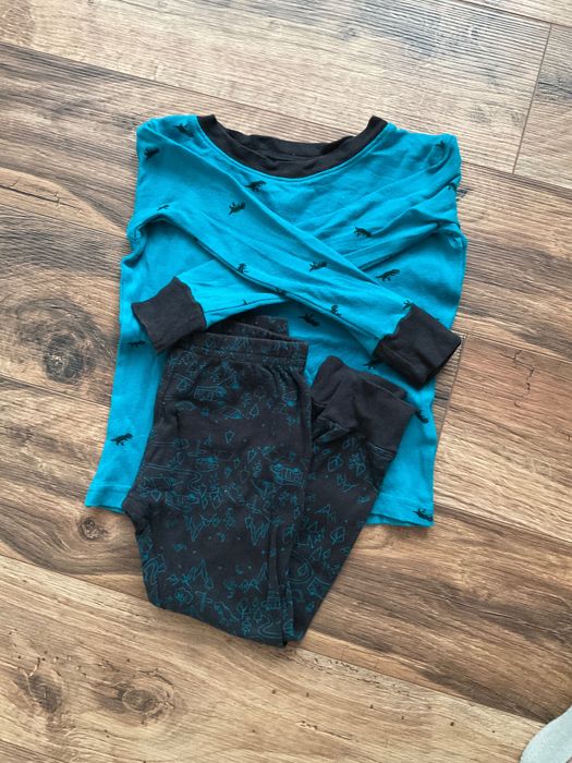 7 Детски пижами с къс и дълъг ръкав, размер 24 мес.