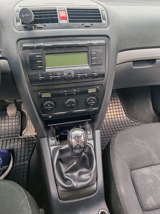 SKODA Octavia 2008 — imagine 5