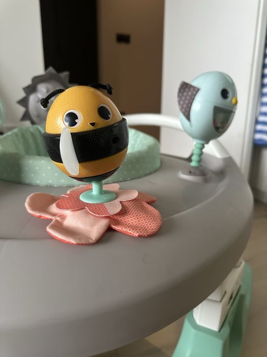 Активен център за игра (проходилка) Tiny love +бонус музикално килимче