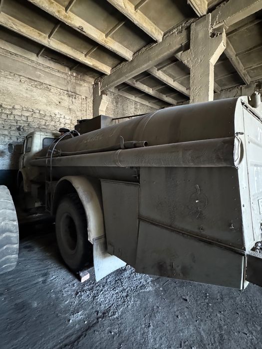 Масловоз МАЗ 5334