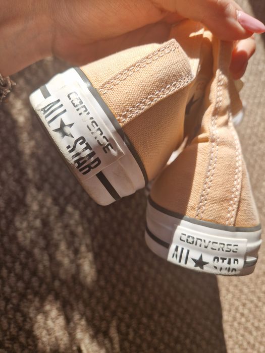 Converse, mărimea 40