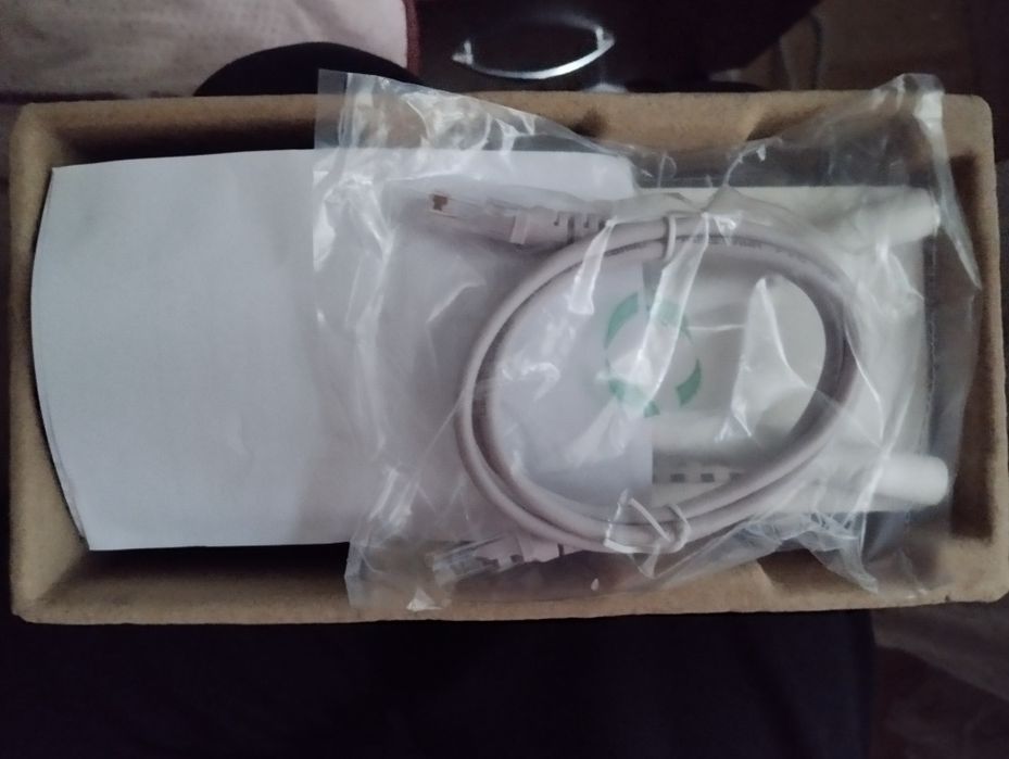 Рутер Netis WF2419E, 300Mbps, 2.4GHz(300 Mbps), Wireless N, 4x LAN 100