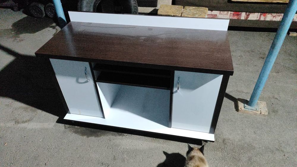 Тумбочка под телевизор