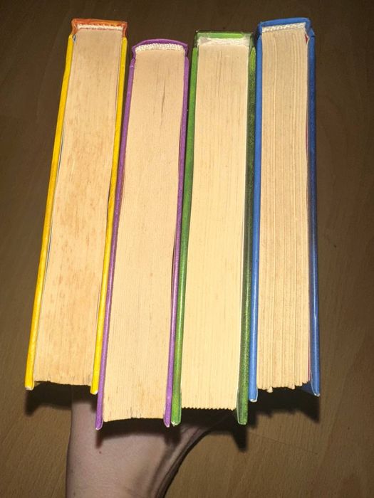 Lot pusti - carti scoala