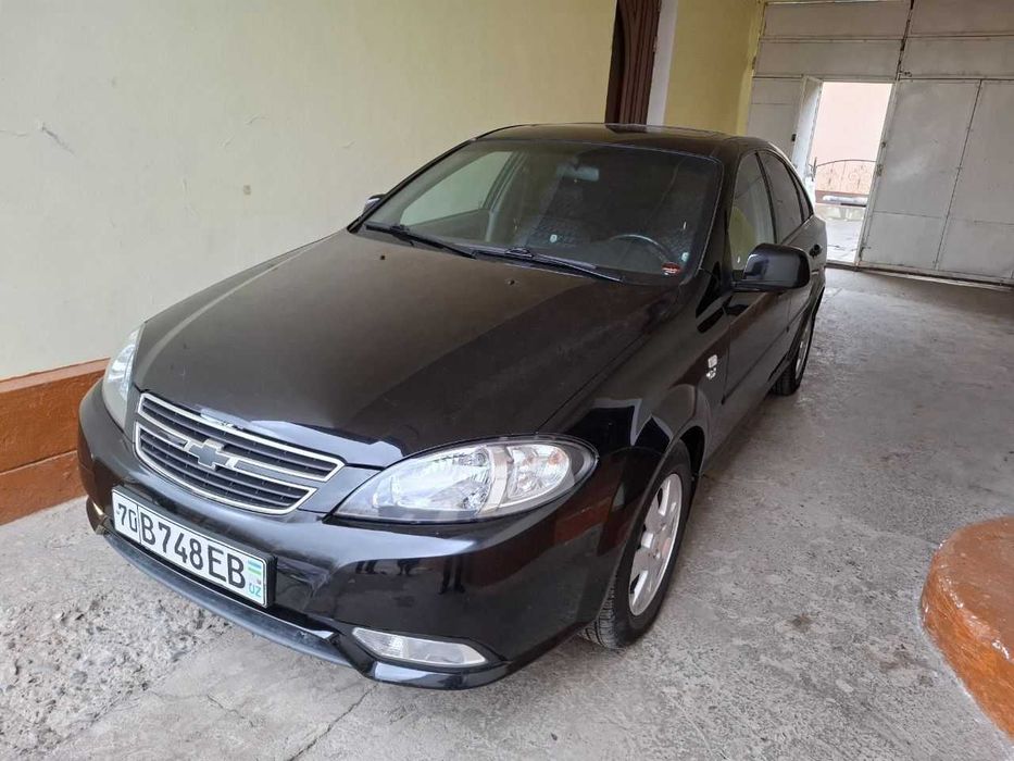 Gentra qora 2023 yil 180 mln kelishamiz