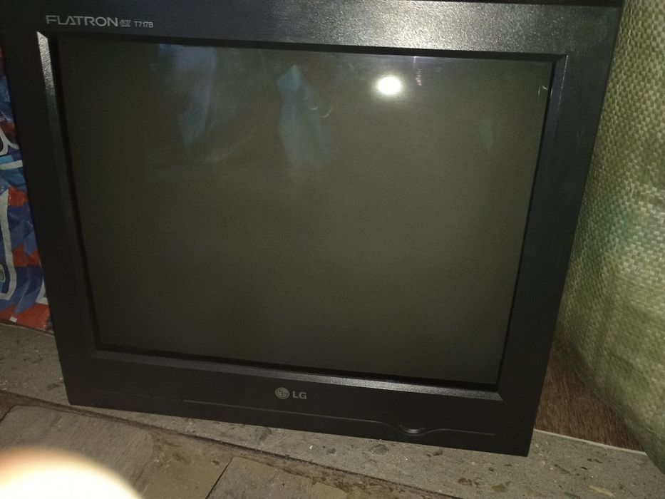 Монитор LG Flatron.