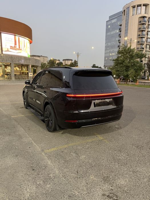 Li 9 2024 yil kuzov. Nasiya savdo treyding bor. Srochna sotiladi