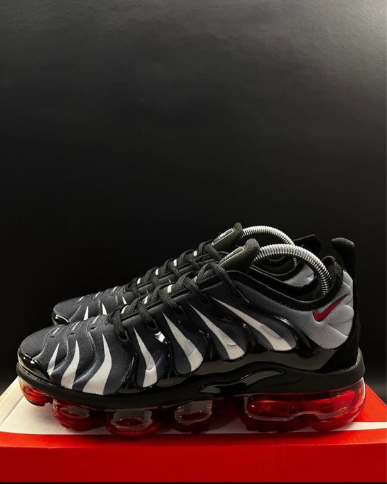 Nike Air Vapormax Plus Shark - 43