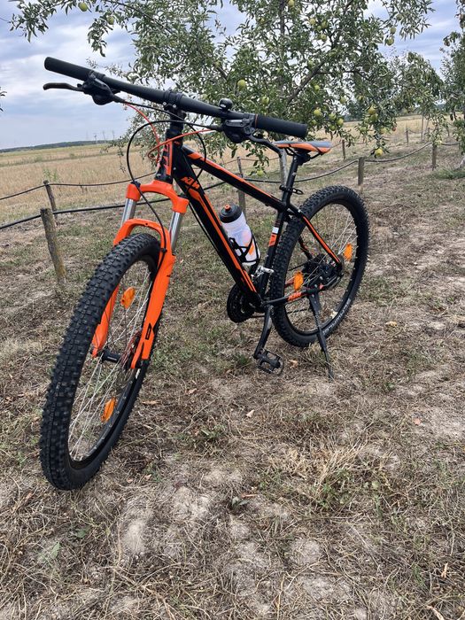 BICICLETA  KTM  cu roti 27,5
