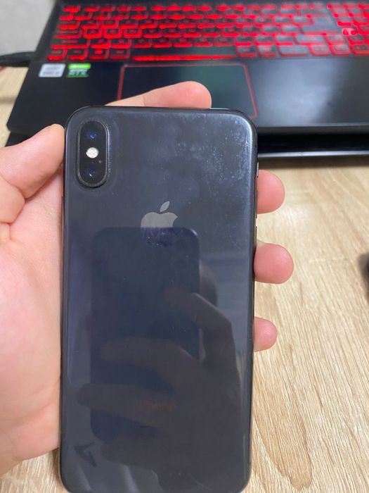 Iphone X black..