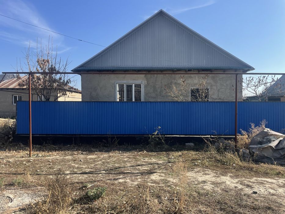 Продаю дом в поселке Екпинды