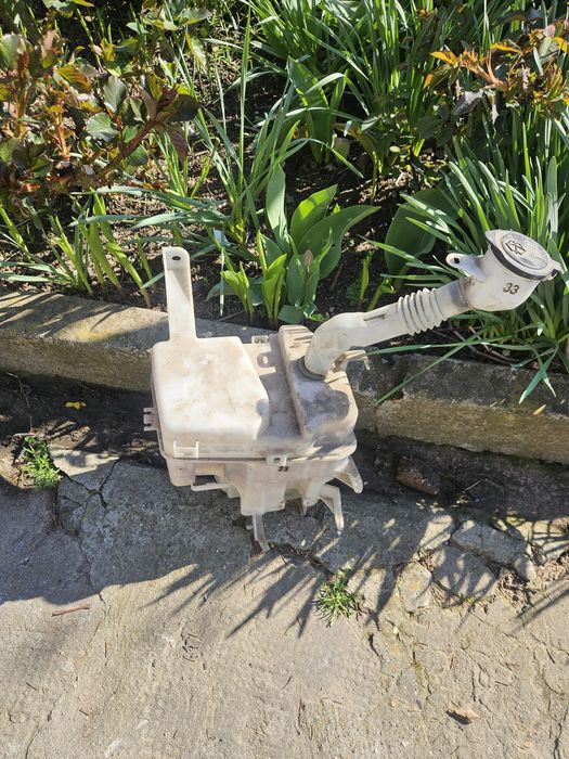 Dezmembrez Lexus CT200h 2014 Hybrid 1.8 – Piese originale