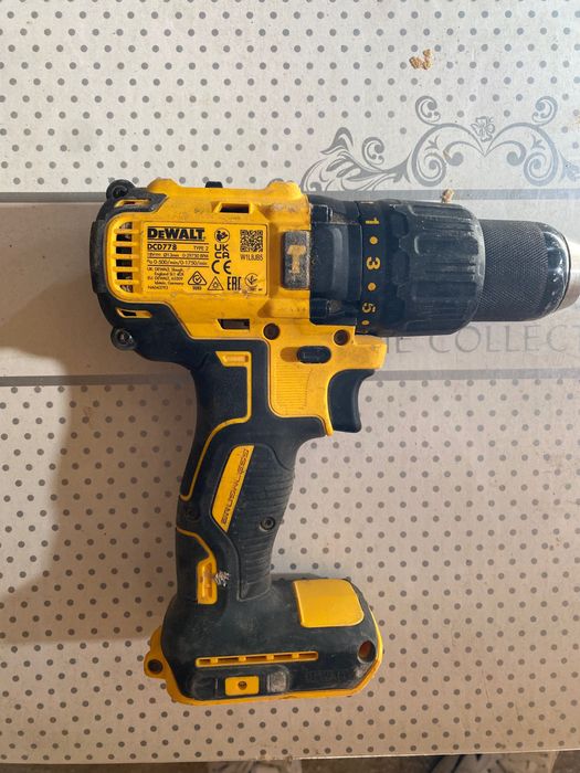 Винтоверт DeWalt