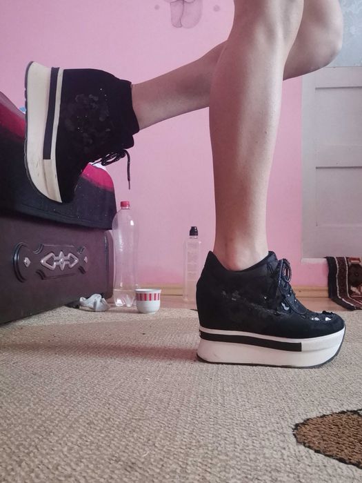 Adidași negri damă cu platformă+cadou gene,rimel