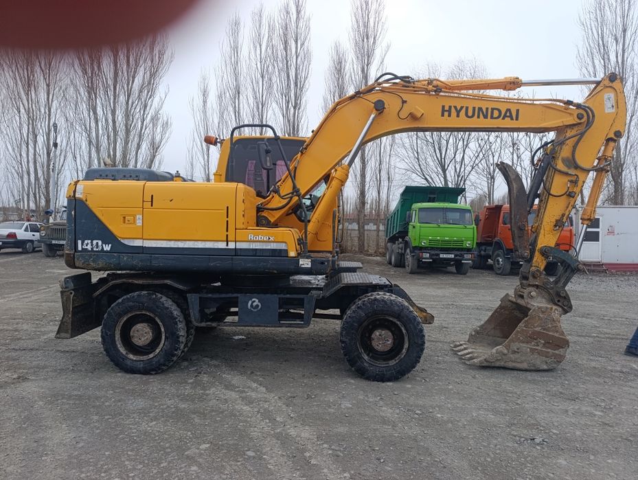 Хундай 140 хундай матор ишлап турган техника